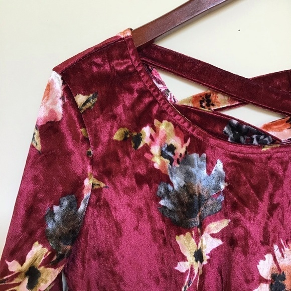 RAGS & COUTURE Velvet Bodycon Purple Floral Dress - Picture 3 of 5